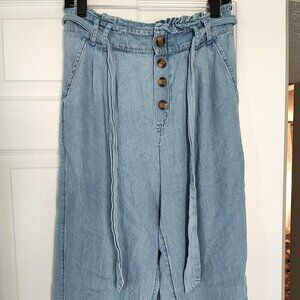 American Eagle Paper Bag Jeans Size Medium
